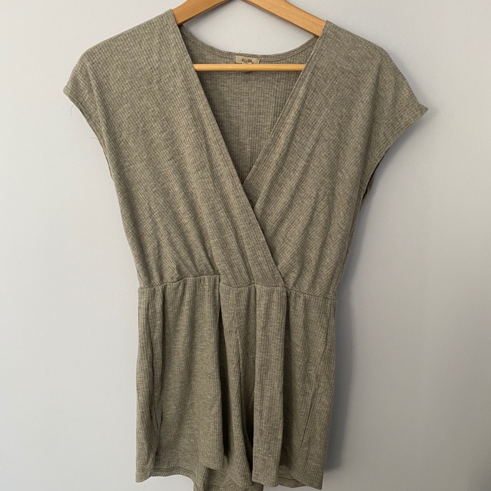SOLD! DO NOT BUY! Gray Urban Outfitters romper